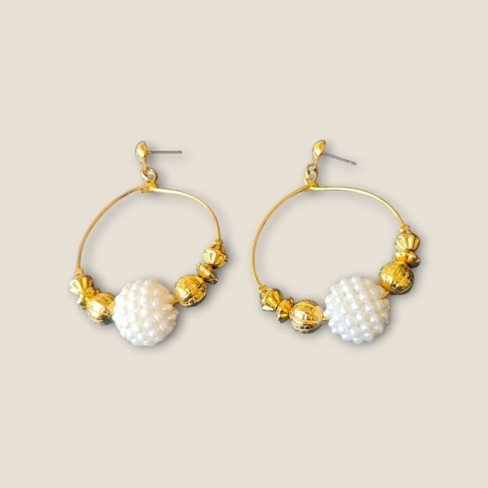 Vintage Avon Gold Dangle Hoop Bead  Earrings